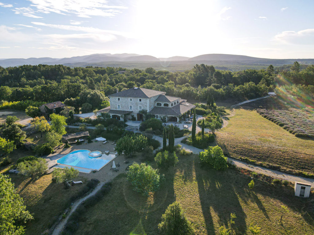 Hotel Valon pont d'Arc avec piscine